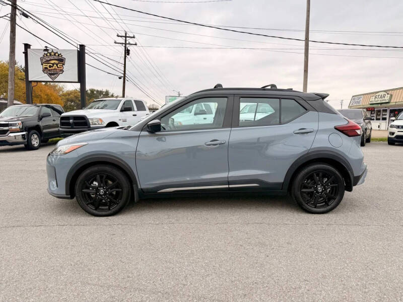 2021 Nissan Kicks SR