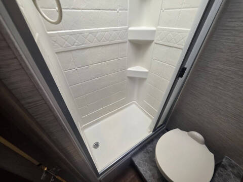 2021 Thor Motor Coach 29J OUTLAW