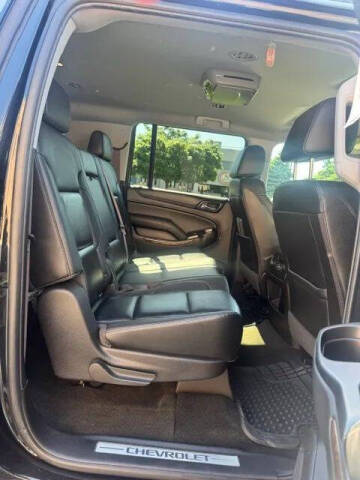 2017 Chevrolet Suburban LT