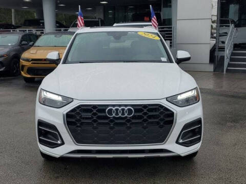 2024 Audi Q5 quattro Premium 40 TFSI