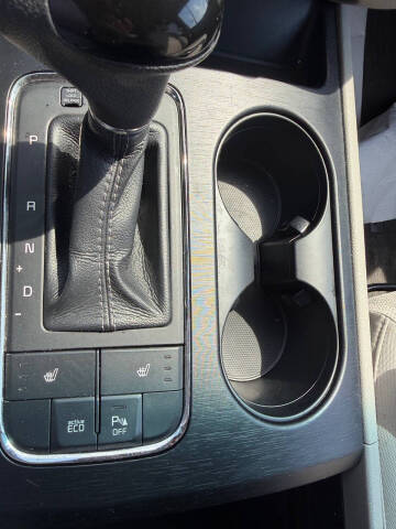 2016 Kia Sedona LX