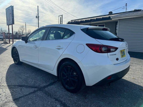 2016 Mazda MAZDA3 i Touring