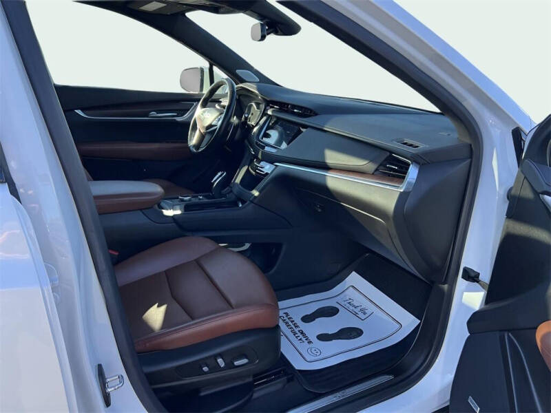 2023 Cadillac XT5 Sport