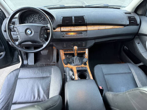 2004 BMW X5 3.0i