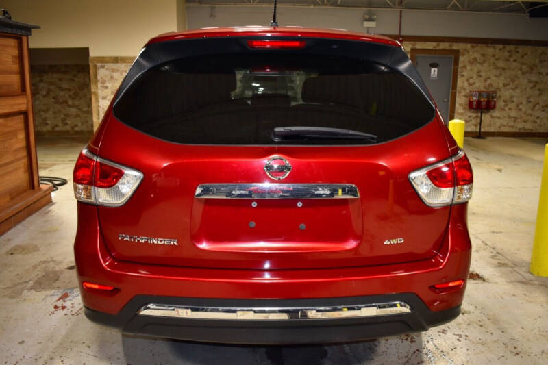 2015 Nissan Pathfinder SV