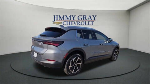 2026 Chevrolet Equinox EV LT 2