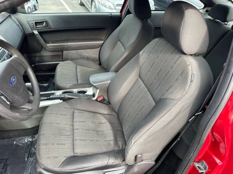 2010 Ford Focus SE