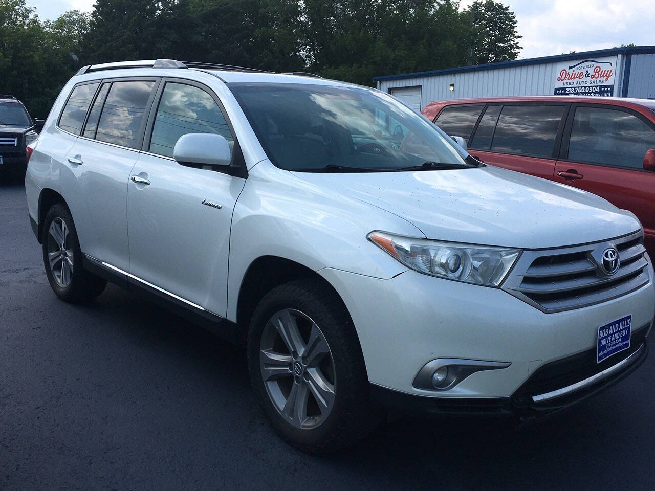 2013 Toyota Highlander for sale at Bob and Jill's Drive and Buy in Bemidji, MN