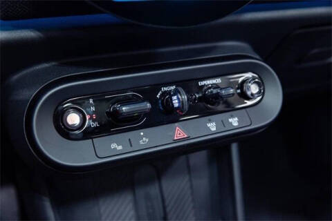 2025 MINI Hardtop 2 Door Cooper Signature Trim