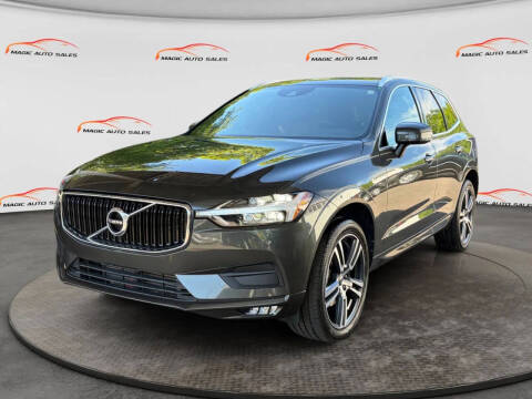 2021 Volvo XC60 T5 Momentum