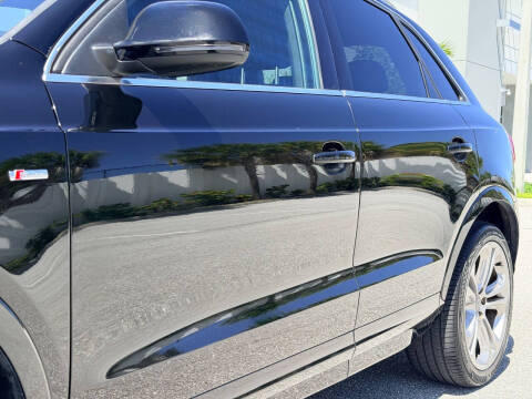 2016 Audi Q3 2.0T quattro Prestige