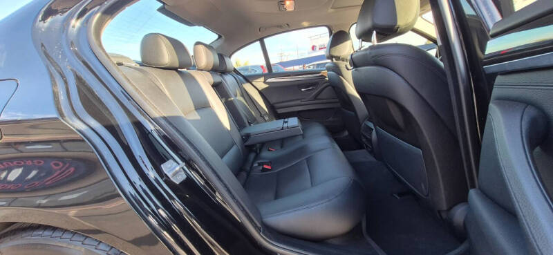 2016 BMW 5 Series 528i