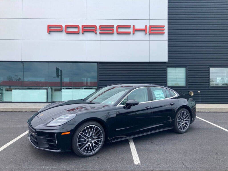 2025 Porsche Panamera 4