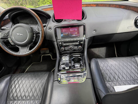2017 Jaguar XJL Portfolio