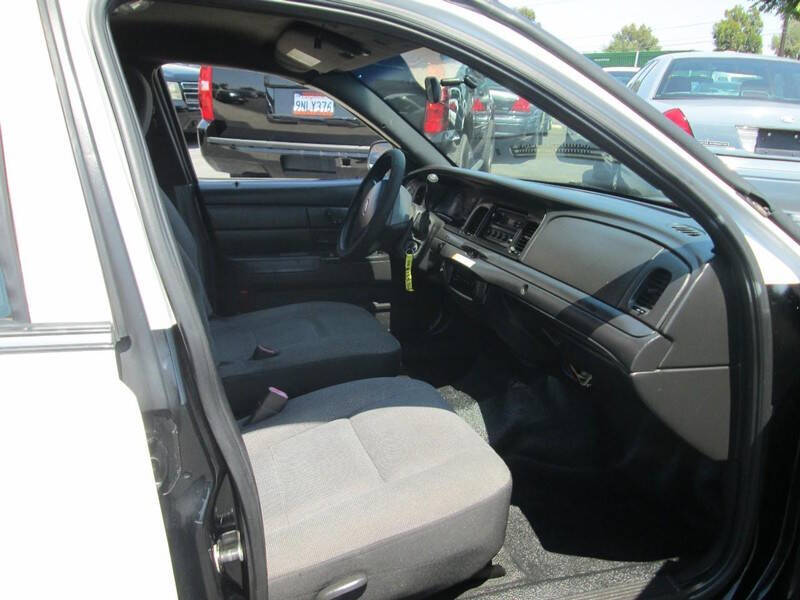 2011 Ford Crown Victoria