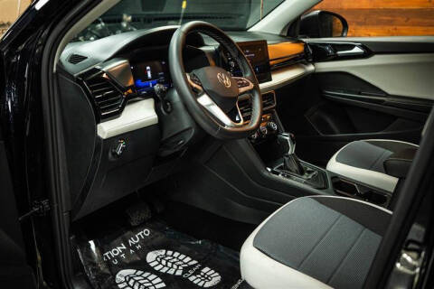 2025 Volkswagen Taos S