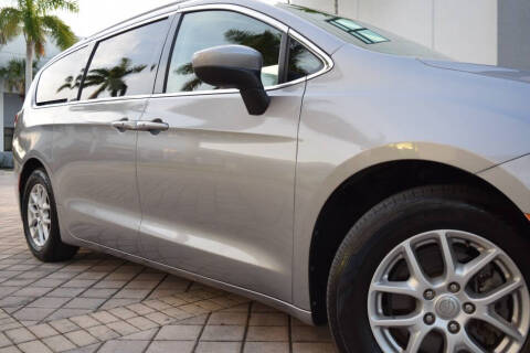 2017 Chrysler Pacifica Touring