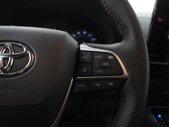 2022 Toyota Sienna XSE 7-Passenger