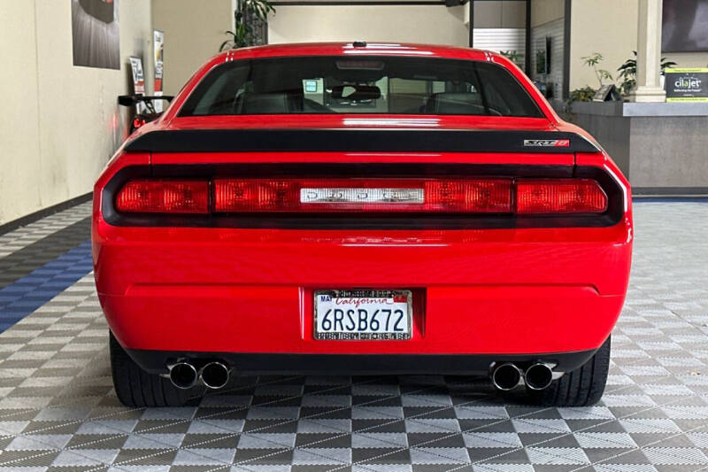 2009 Dodge Challenger SRT8