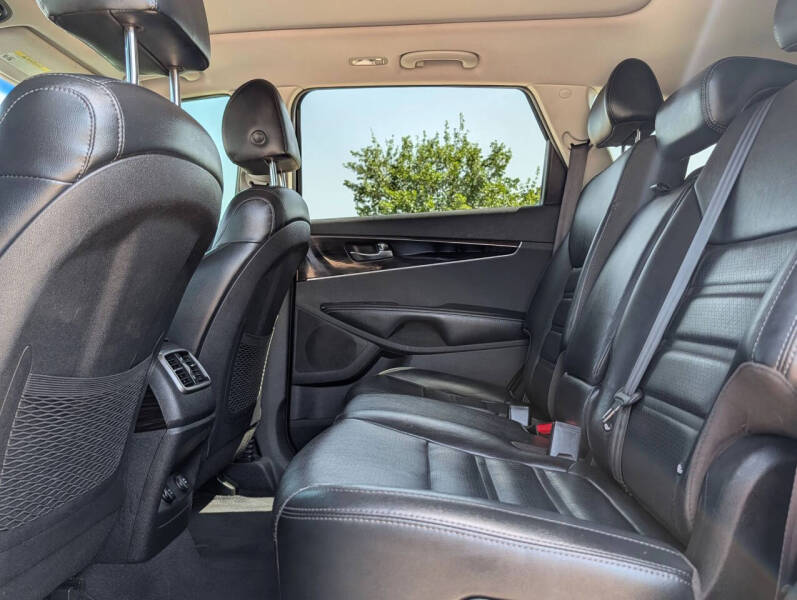 2019 Kia Sorento EX Sport