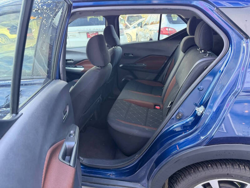 2018 Nissan Kicks SR