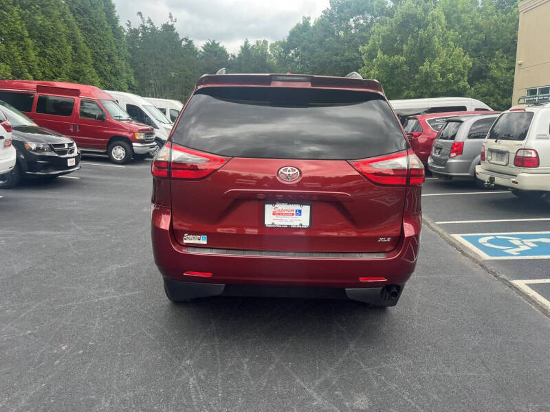 2020 Toyota Sienna