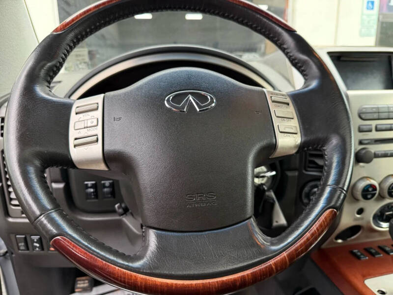 2006 Infiniti QX56