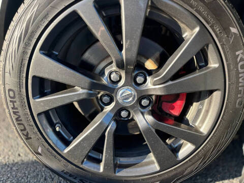 2017 Nissan Maxima Platinum