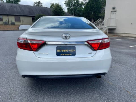 2016 Toyota Camry LE
