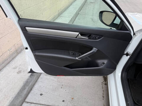 2022 Volkswagen Passat SE