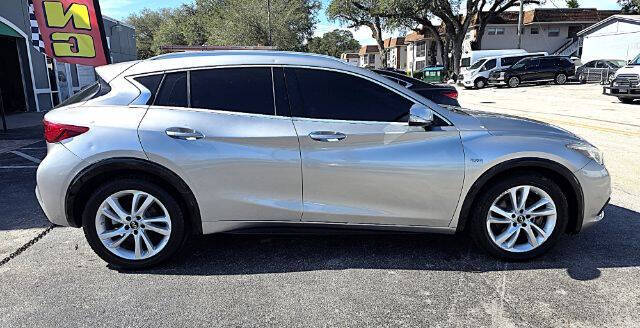 2018 Infiniti QX30 Premium