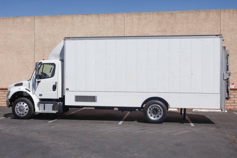 2016 Freightliner M2 106