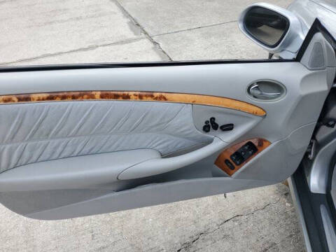 2005 Mercedes-Benz CLK CLK 320