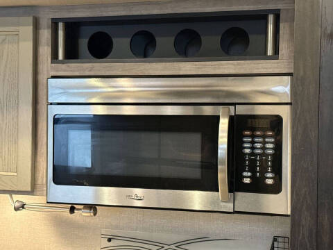 2017 Keystone RV Fuzion