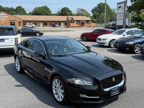 2016 Jaguar XJ R-Sport