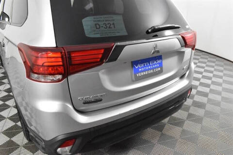 2020 Mitsubishi Outlander Special Edition