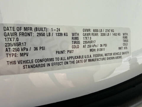 2024 Chrysler Pacifica Touring