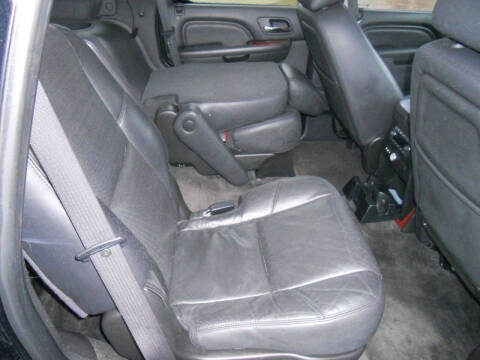 2011 Cadillac Escalade Luxury