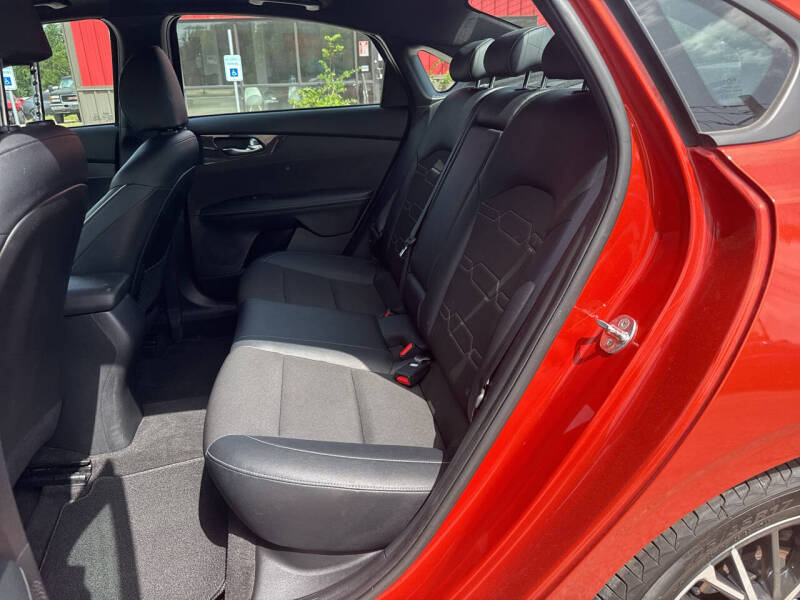 2023 Kia Forte GT-Line
