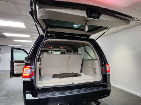 2016 Lincoln Navigator L Select