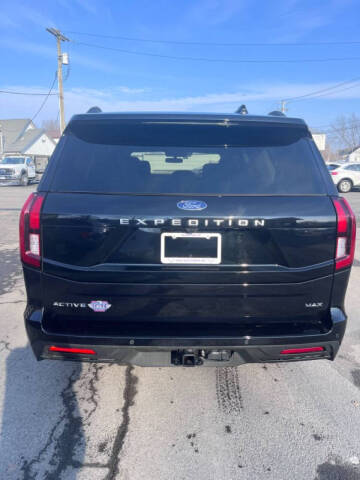 2025 Ford Expedition MAX Active