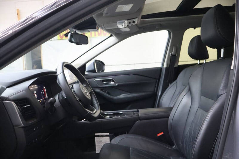 2024 Nissan Rogue Platinum