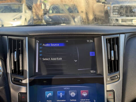 2015 Infiniti Q50 Premium