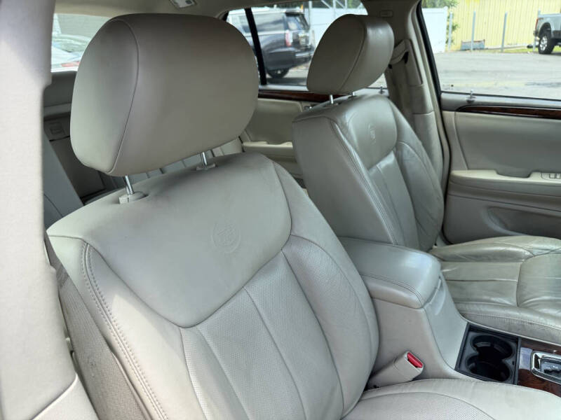 2008 Cadillac DTS Luxury III