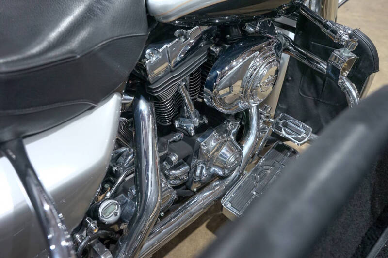 2003 Harley-Davidson FLH