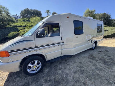 2002 Winnebago Rialta 22QD