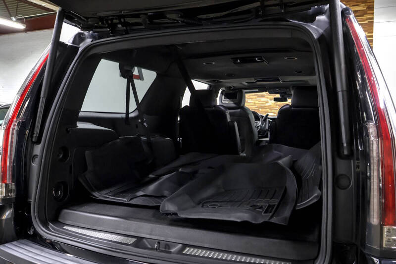 2018 Cadillac Escalade ESV Platinum