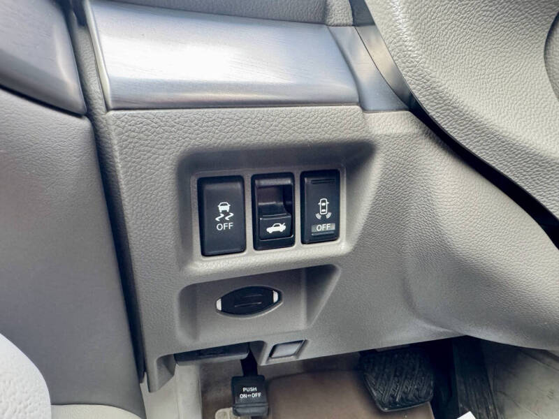 2011 Infiniti G37 Sedan x