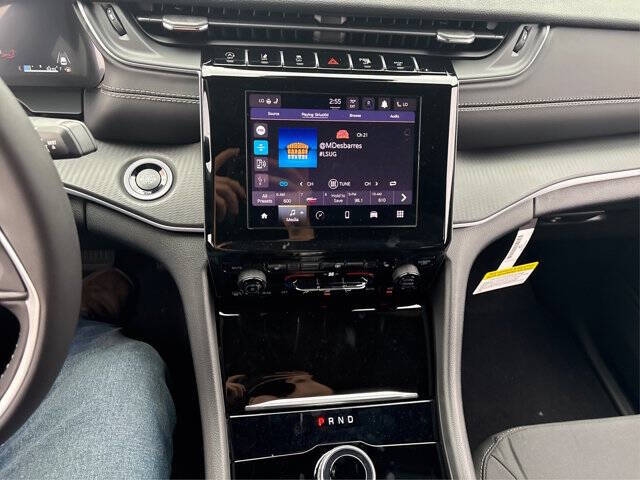 2025 Jeep Grand Cherokee Laredo X