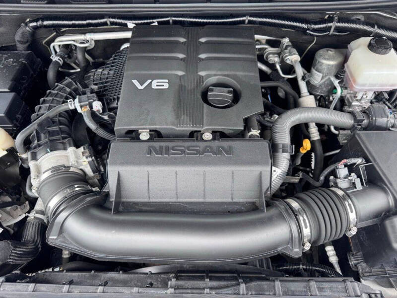 2022 Nissan Frontier SV